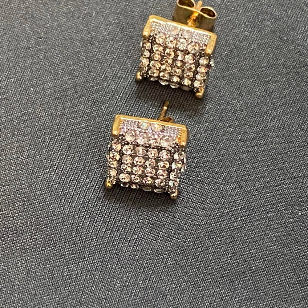 4 Row Cubic Zirconia Stud Earrings Unisex